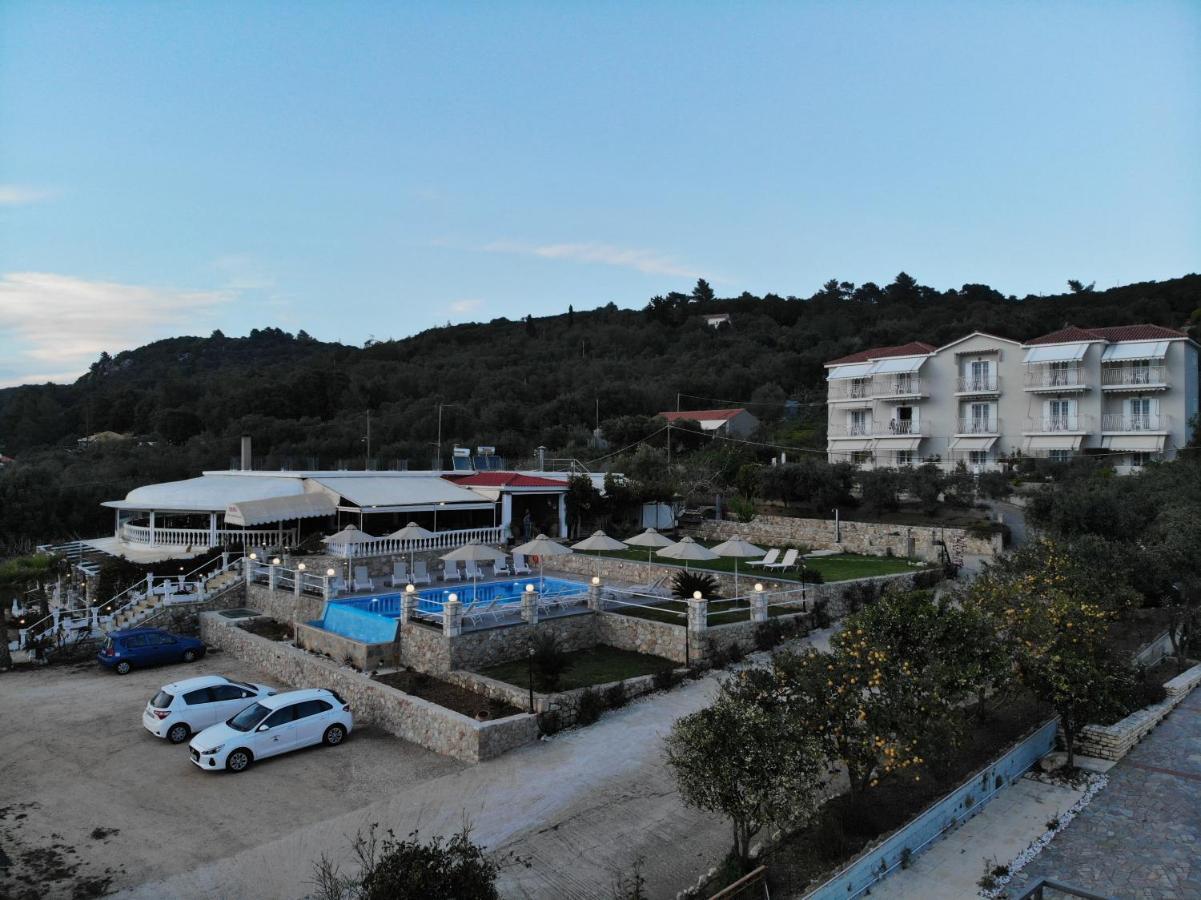 מלון דירות Oskars & 3*